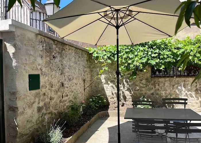 La Belle Du Val